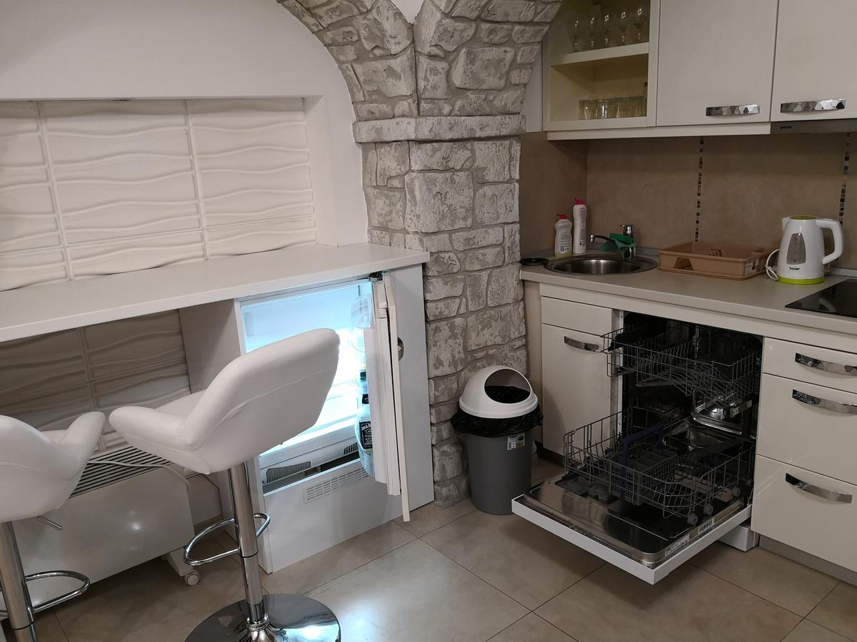 Apartment Zemun Old Town Center Belgrado Esterno foto